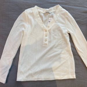 NWT white waffle henley || size M